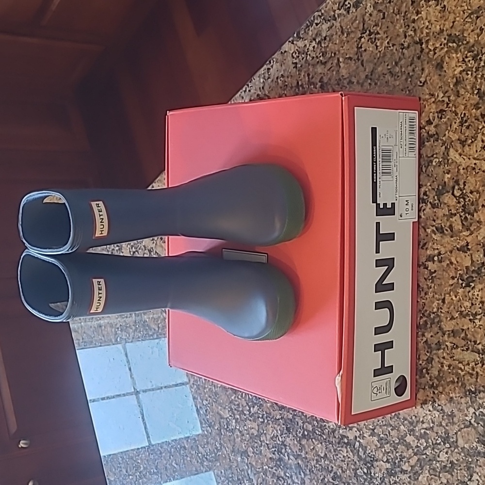 Toddler boy hunter rain boots